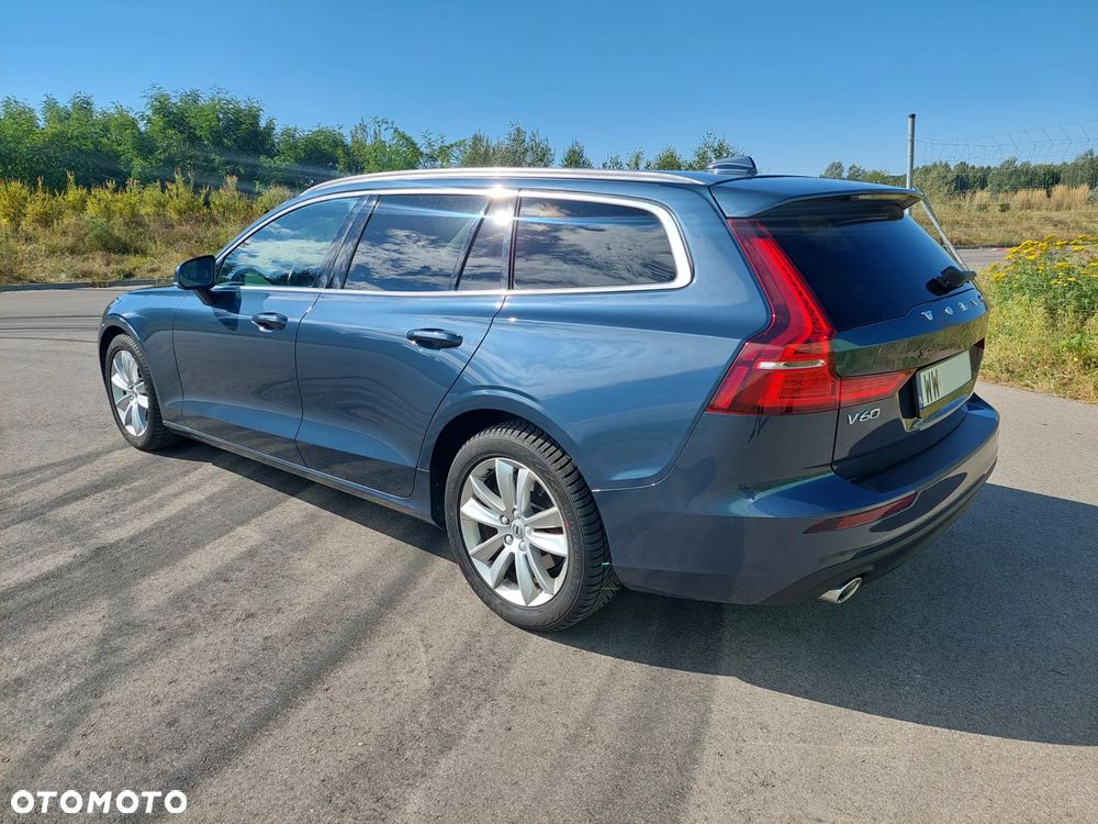 Volvo V60 D4 Momentum Pro - 5