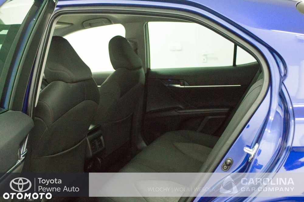 Toyota Camry - 13