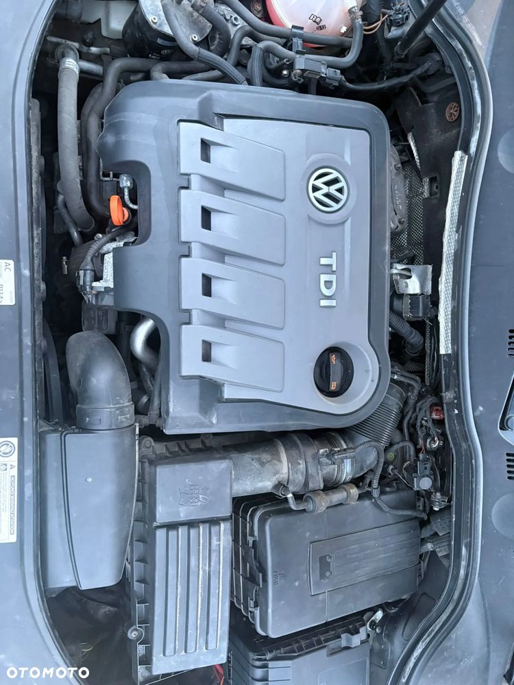 Volkswagen Passat 2.0 TDI DSG BlueMotion Technology Highline - 19