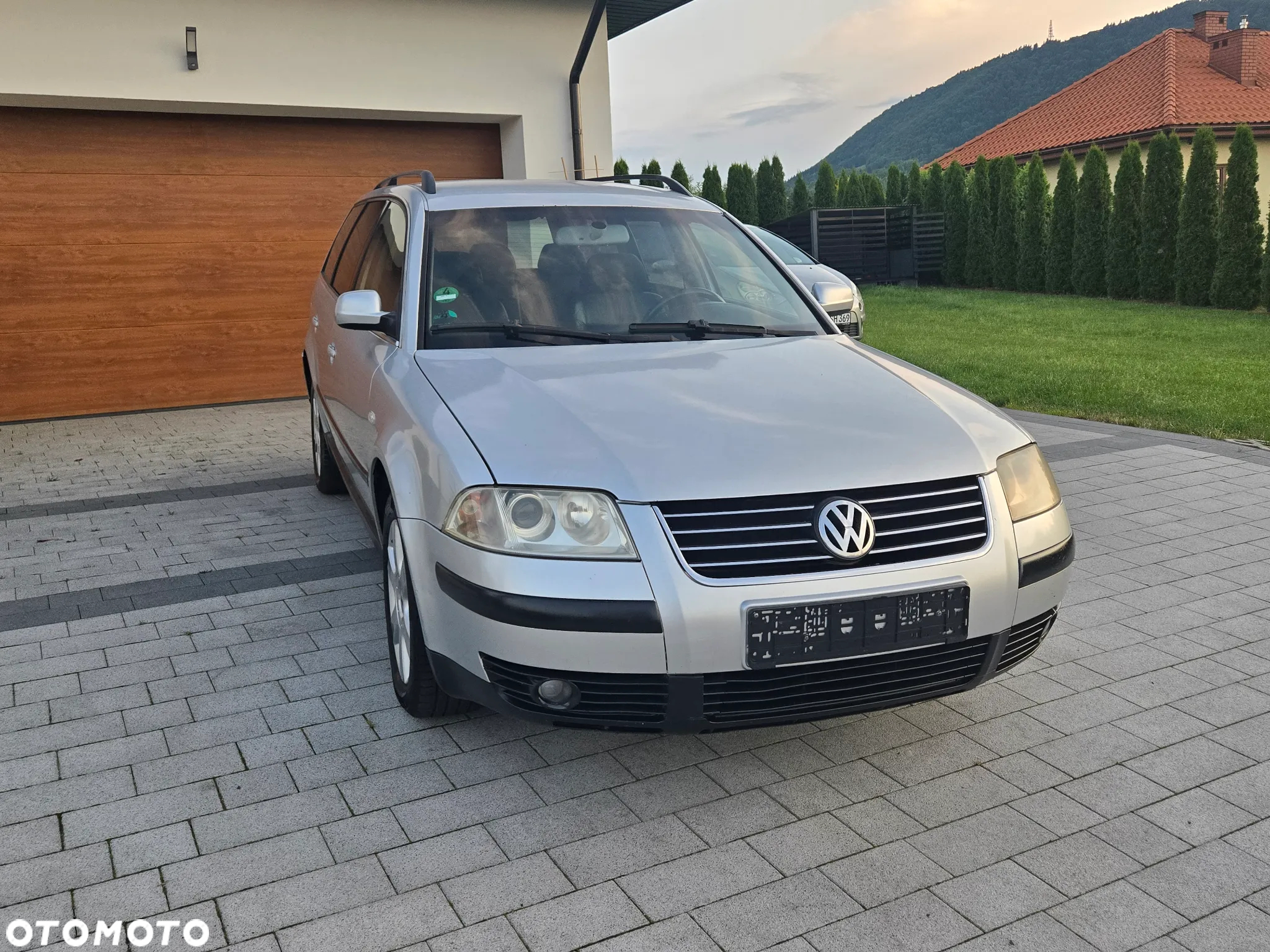 Volkswagen Passat 1.9 TDI Highline Tiptr - 11