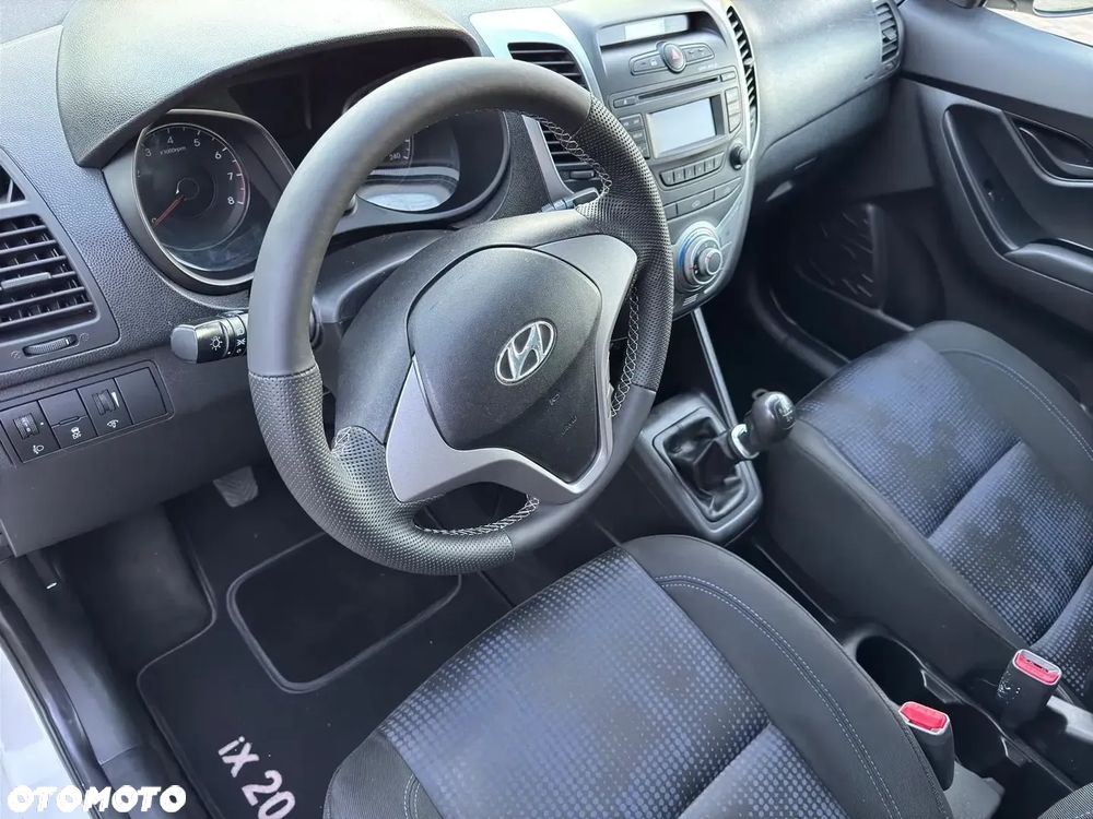 Hyundai ix20 - 6