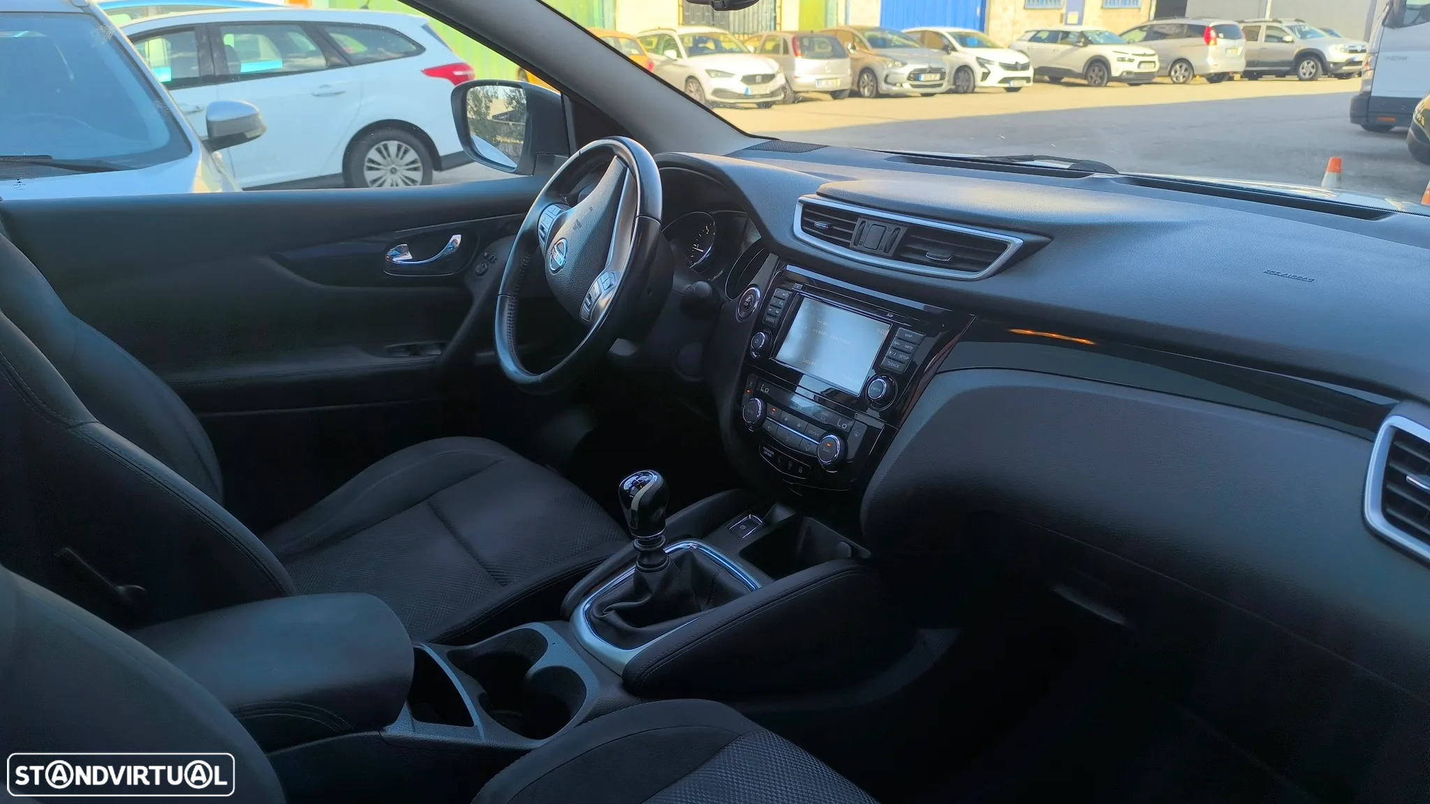 Nissan Qashqai 1.5 dCi Tekna J19 - 14