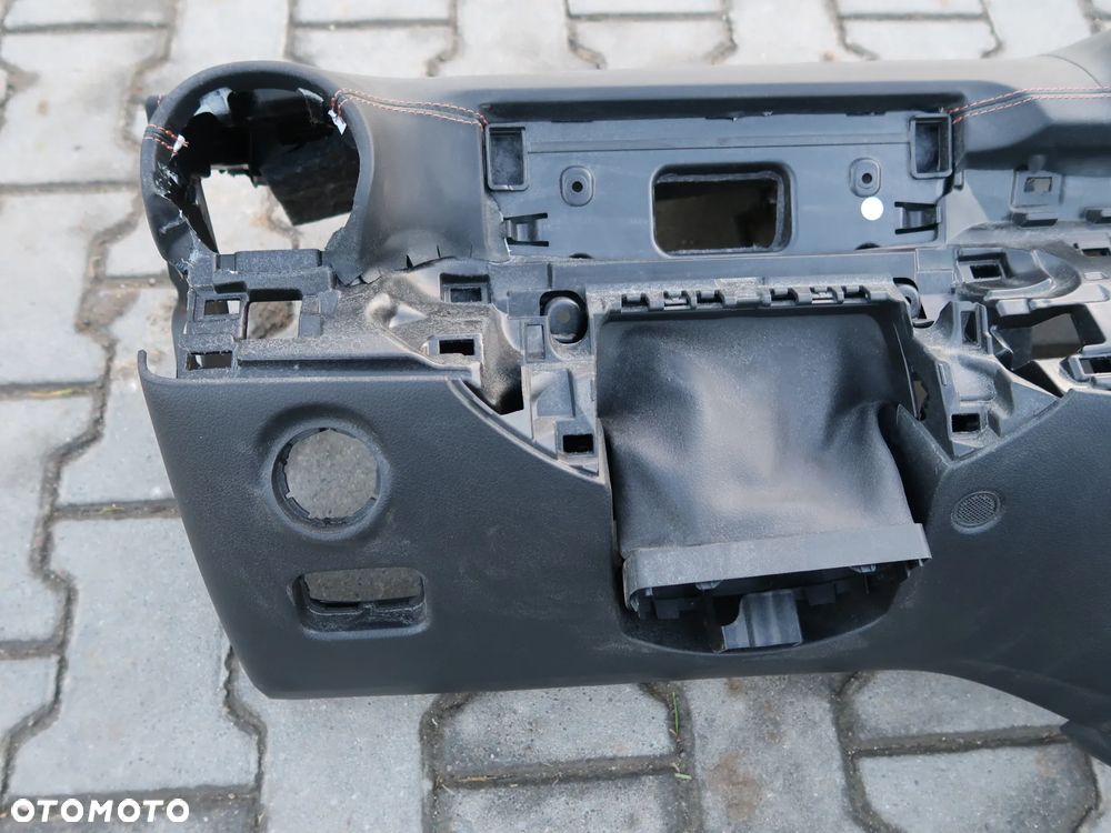 deska rozdzielcza kokpit Mercedes w206 C klasa - 3