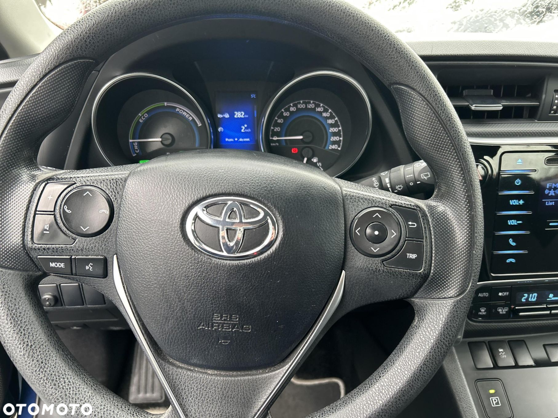 Toyota Auris - 16