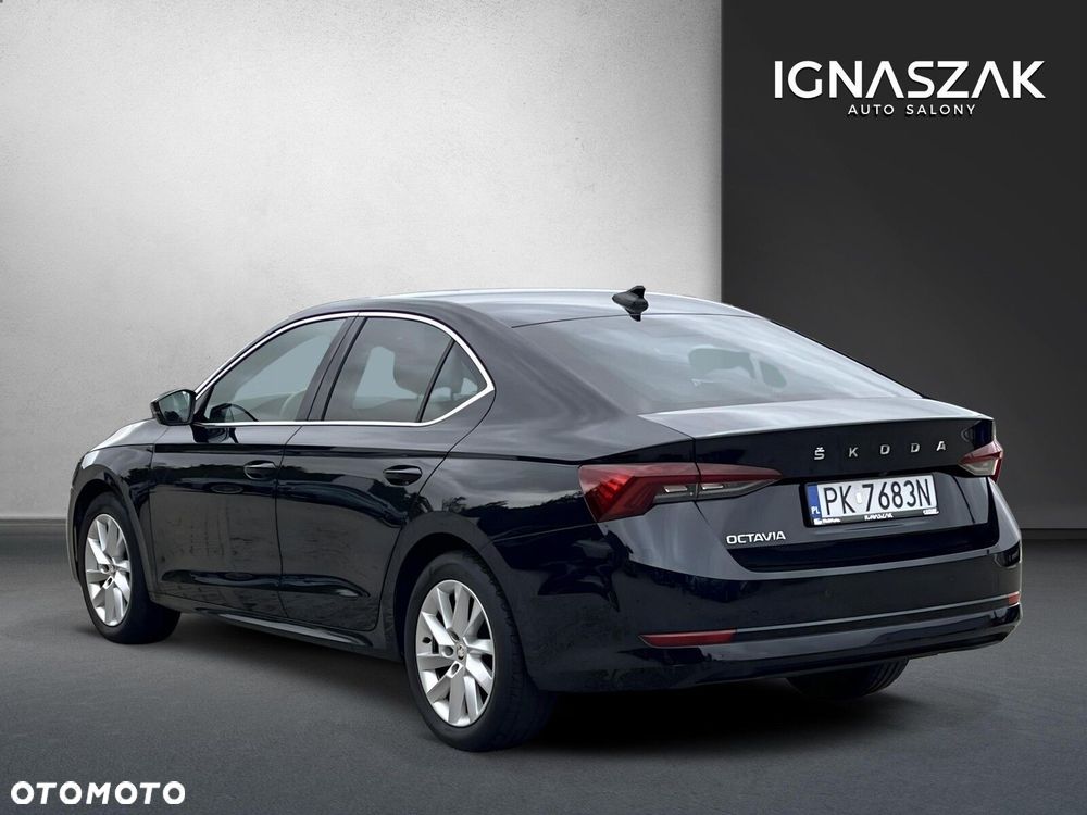 Skoda Octavia - 4
