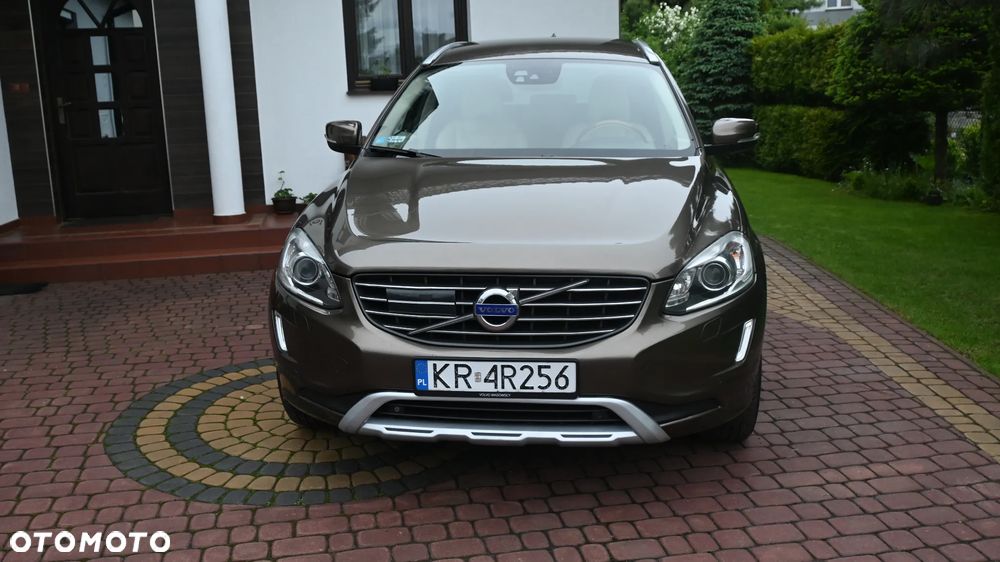 Volvo XC 60 D5 AWD Summum - 7