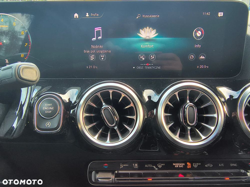 Mercedes-Benz GLA 250 8G-DCT AMG Line - 36