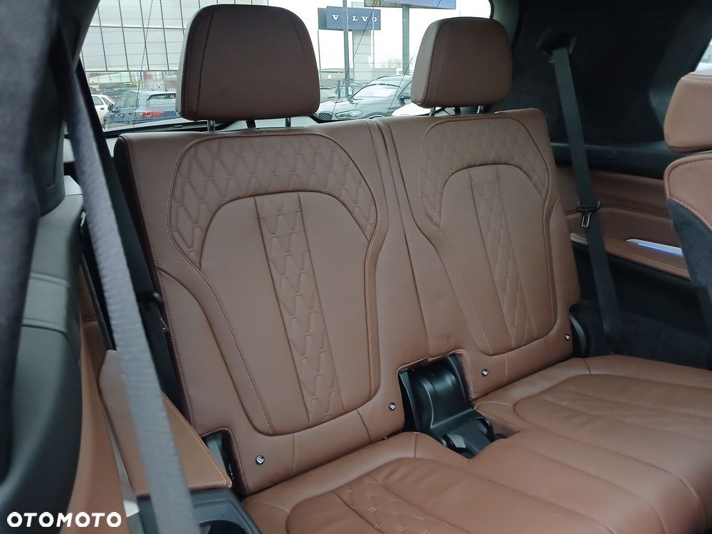 BMW X7 - 20