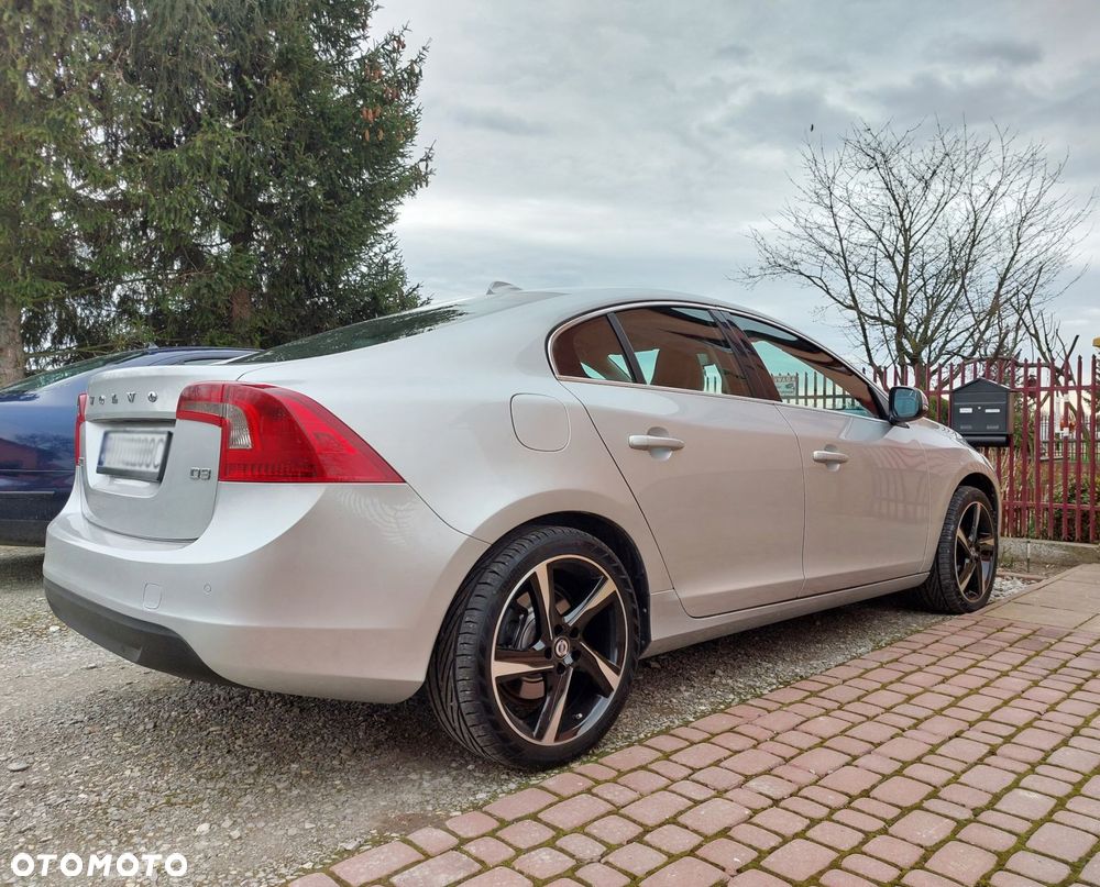 4x Felgi 17 m.in. do VOLVO C30 C70 S40 S60 S80 S90 V40 Cross Country V60 V70 V90 - BY115 - 5
