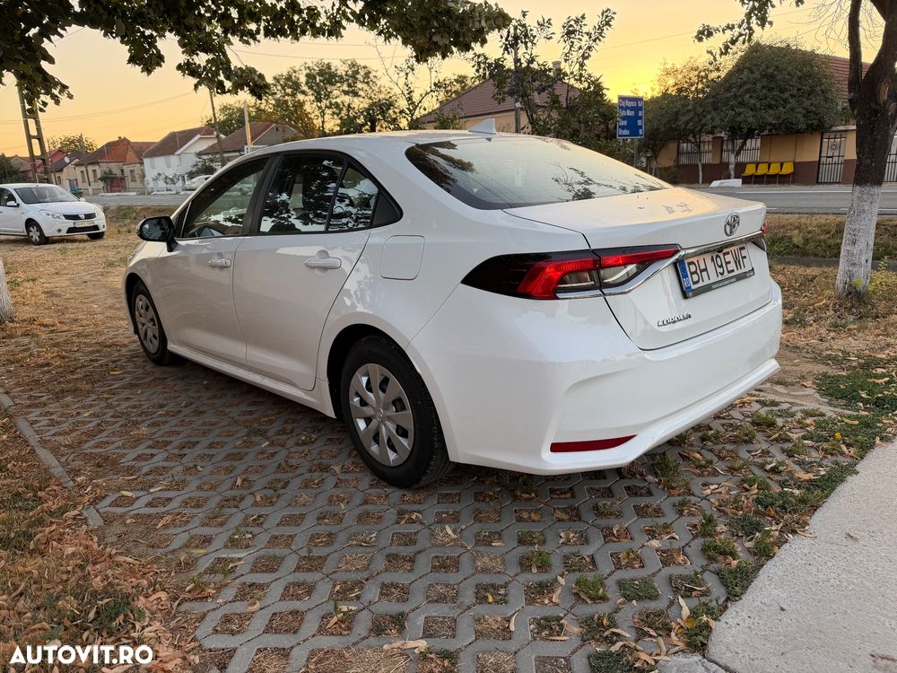 Toyota Corolla - 4