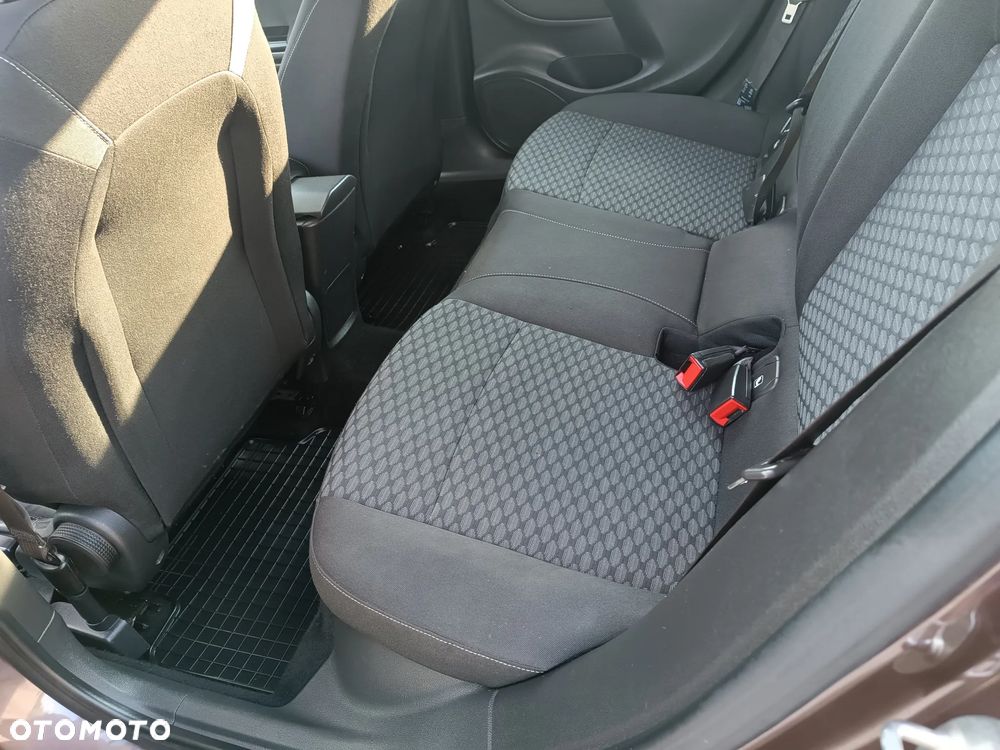 Opel Astra 1.6 D (CDTI) Start/Stop Dynamic - 24