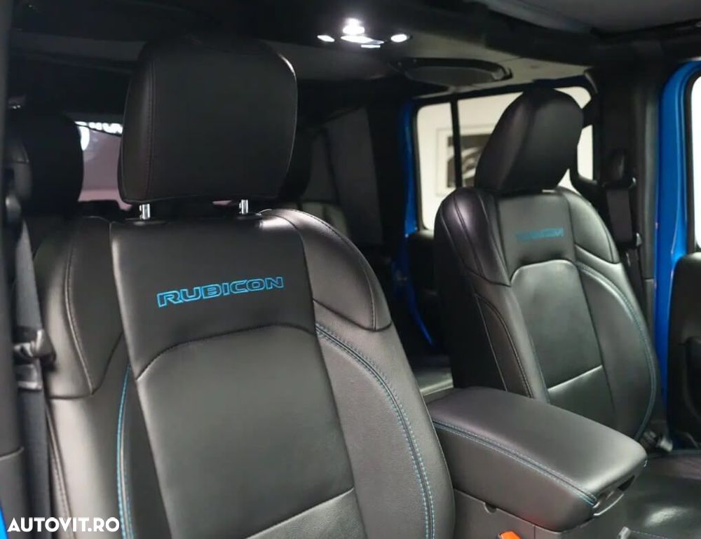 Jeep Wrangler - 25