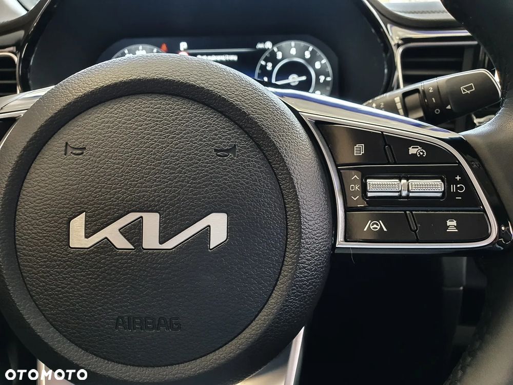 Kia XCeed 1.5 T-GDI Business Line DCT - 23