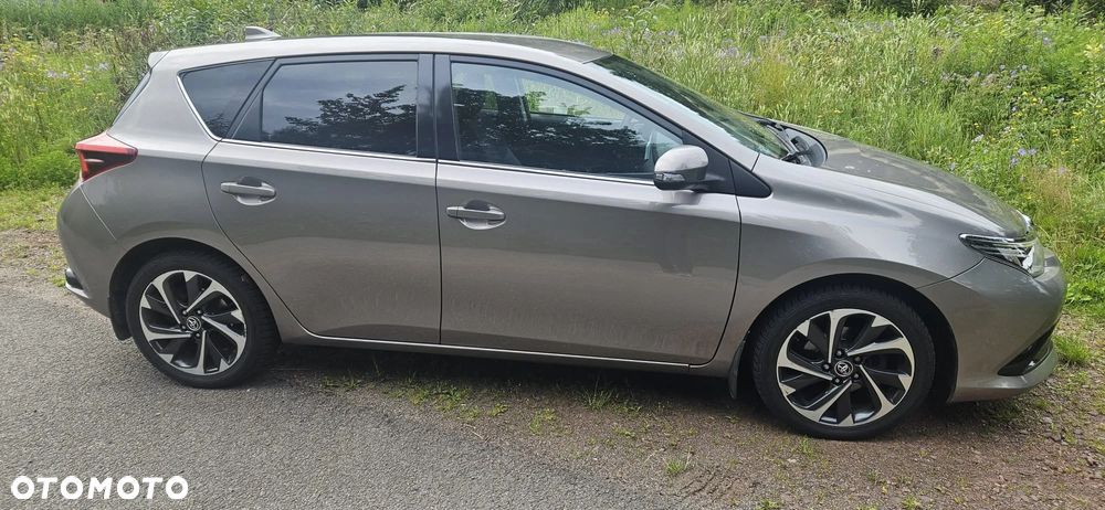 Toyota Auris 1.2 T Dynamic - 3