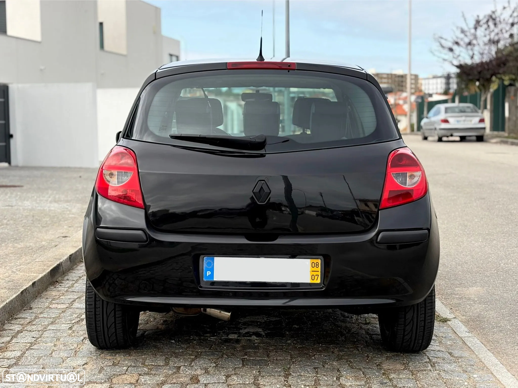 Renault Clio 1.2 16V Rip Curl II - 3