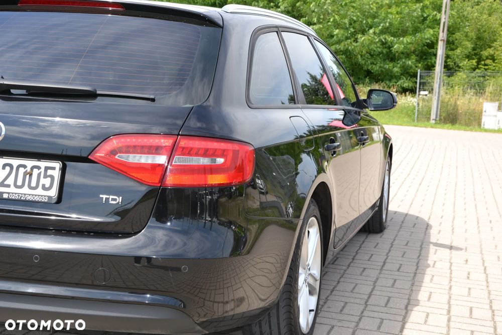Audi A4 Avant 2.0 TDI DPF Attraction - 4