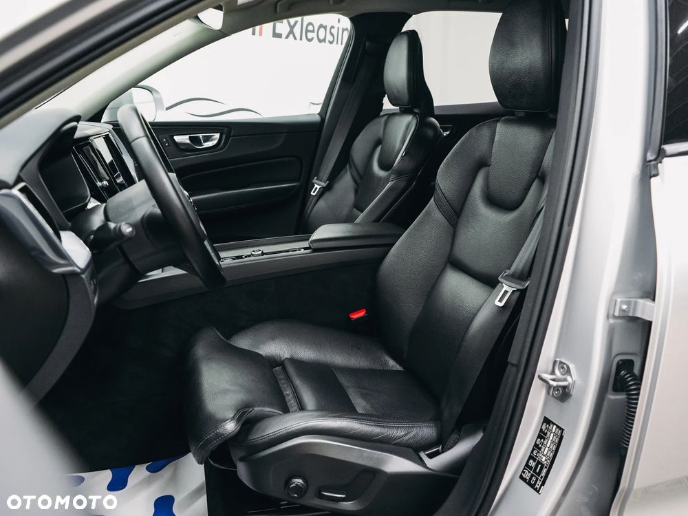 Volvo XC 60 B4 D Geartronic Momentum - 14
