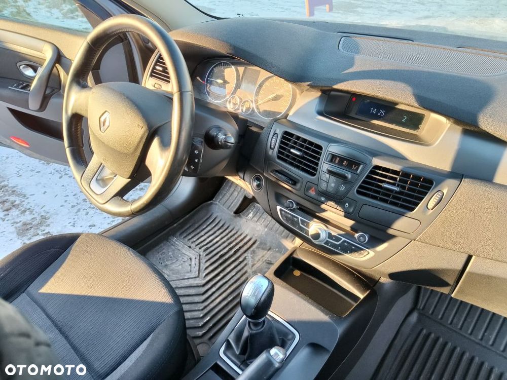Renault Laguna - 8