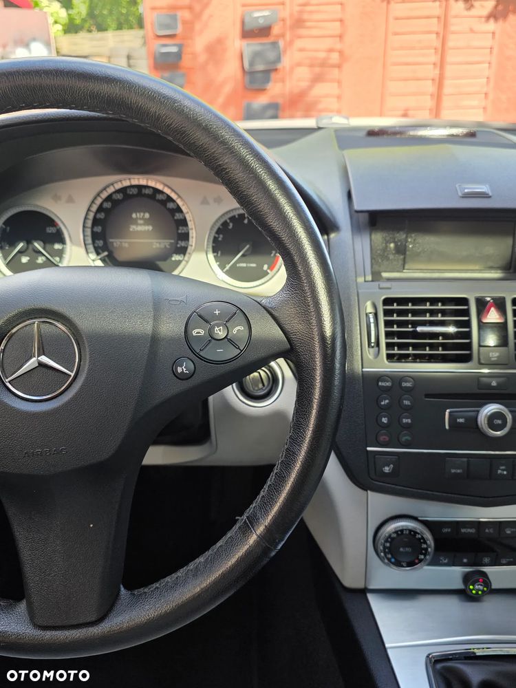 Mercedes-Benz Klasa C 280 Avantgarde Sport Edition + - 21