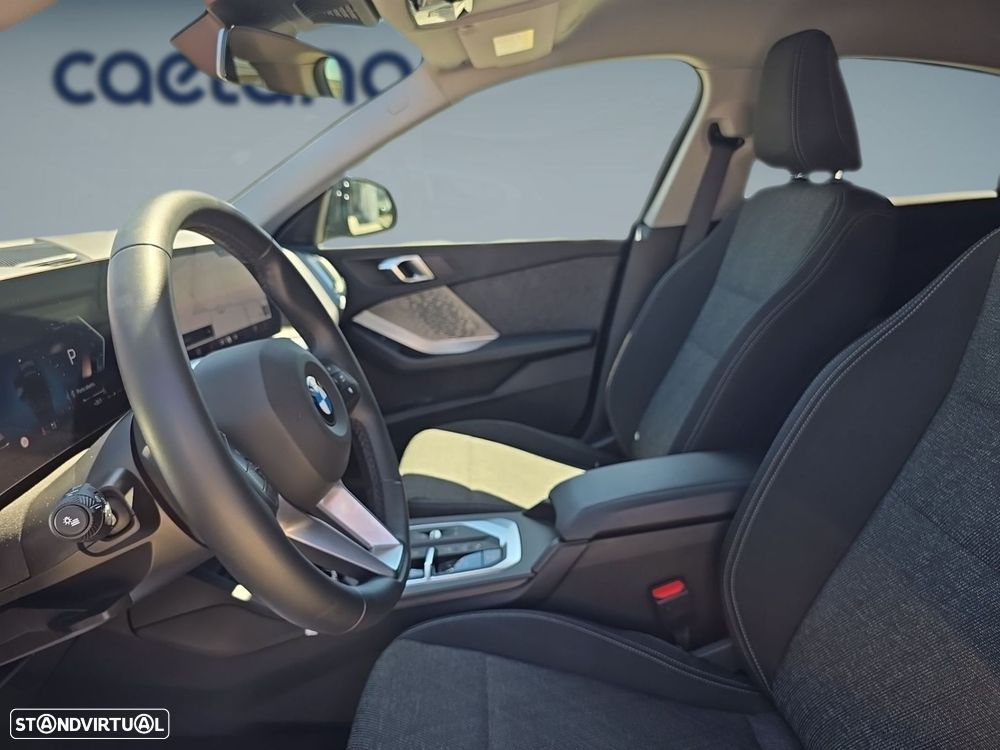 BMW 216 Standard — fotografia 11