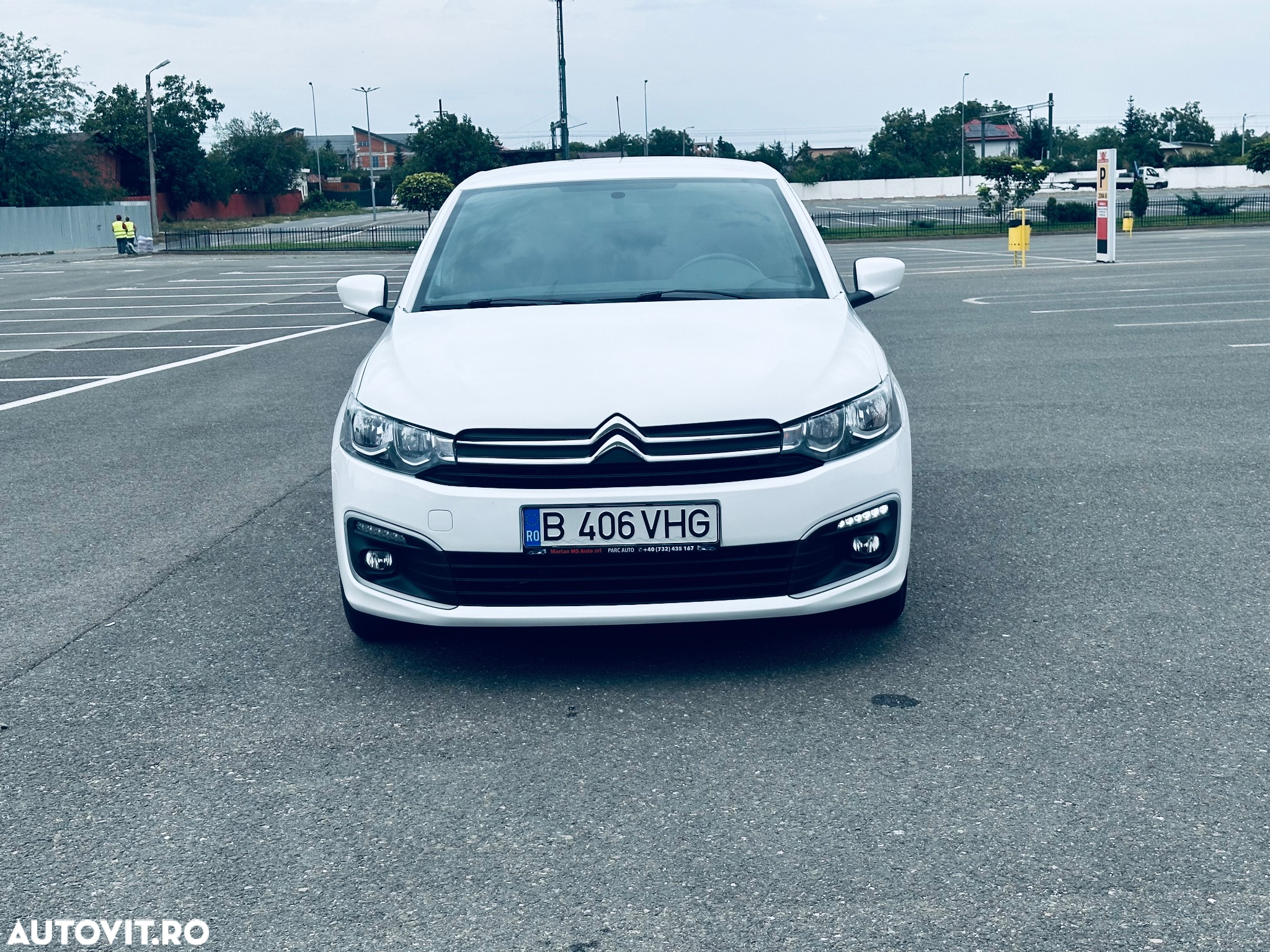 Citroën C-Elysée 1.2 PureTech BVM Live - 10
