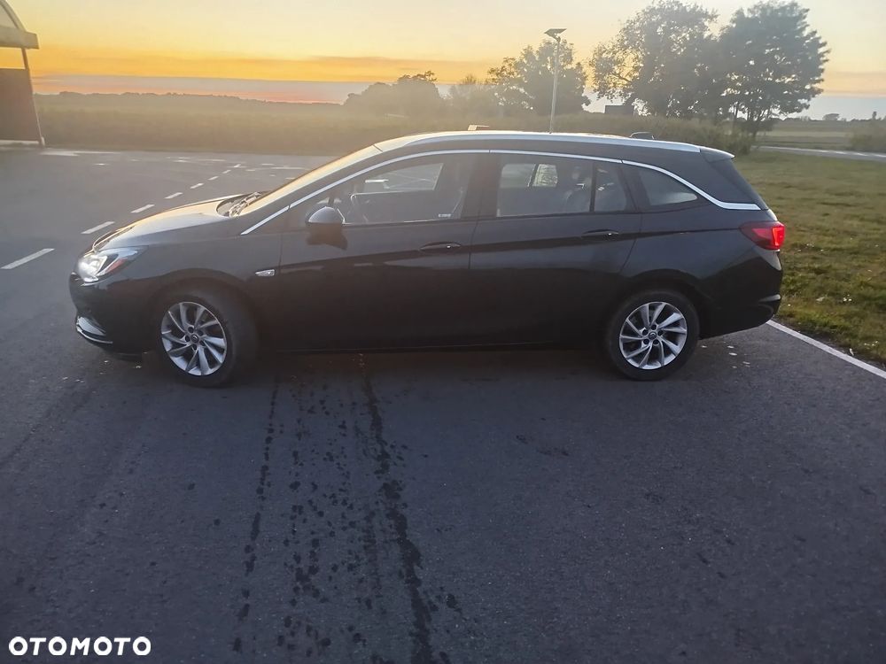 Opel Astra 2017 photo 4