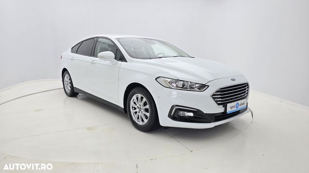 Ford Mondeo 2.0 TDCi Aut. Trend - 4