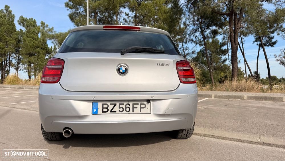 BMW 118 d Aut. Sport Line - 15