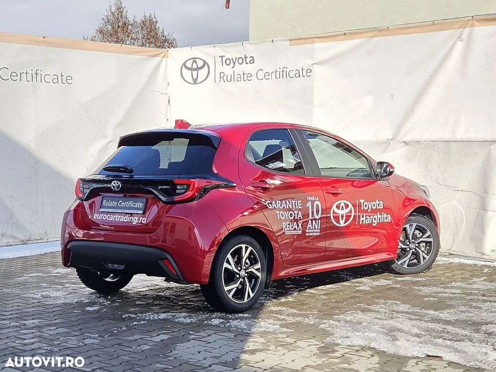 Toyota Yaris - 10