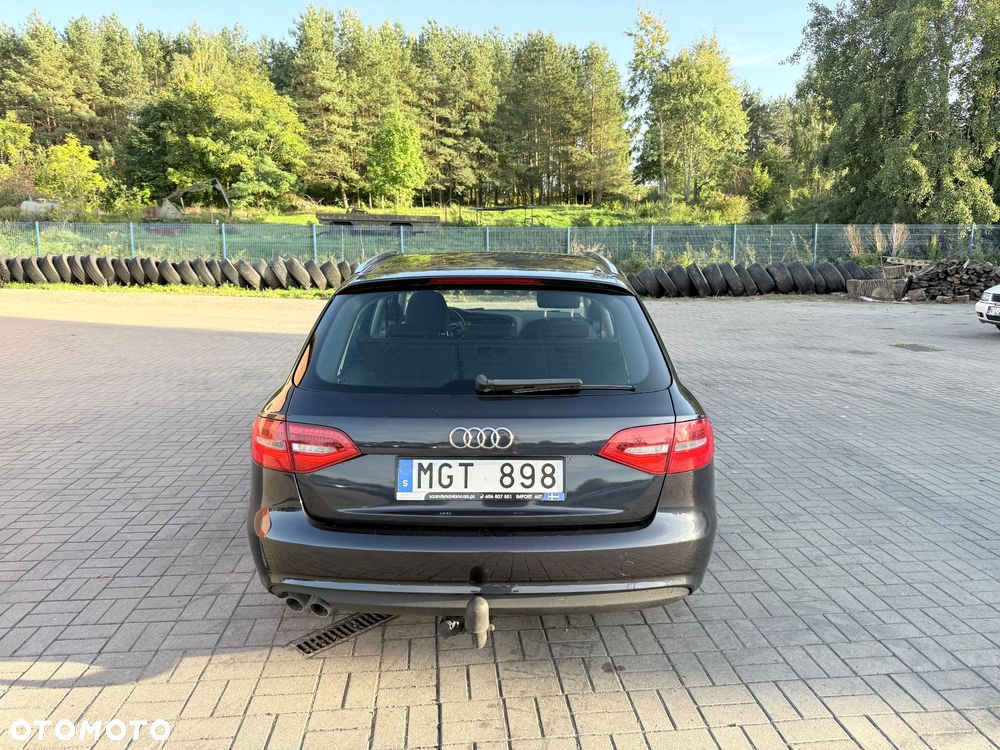 Audi A4 Avant - 13