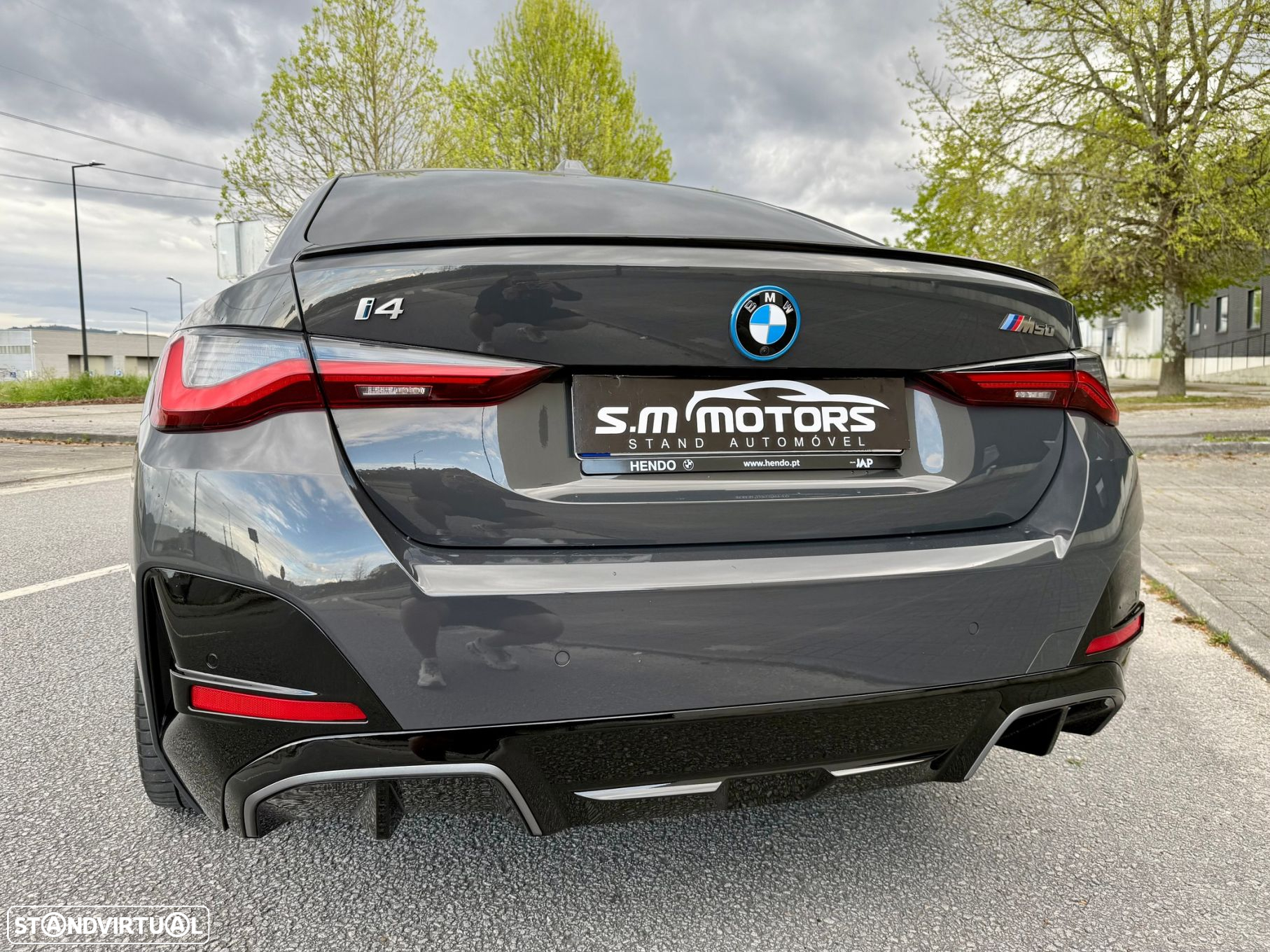 BMW i4 eDrive40 Desportiva M - 14