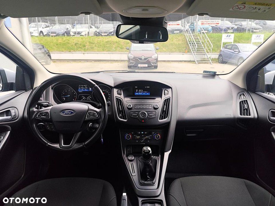 Ford Focus - 13