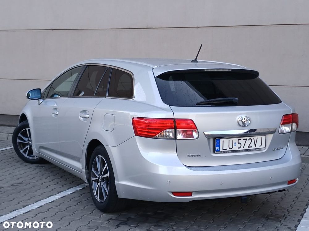Toyota Avensis 1.8 Edition - 10