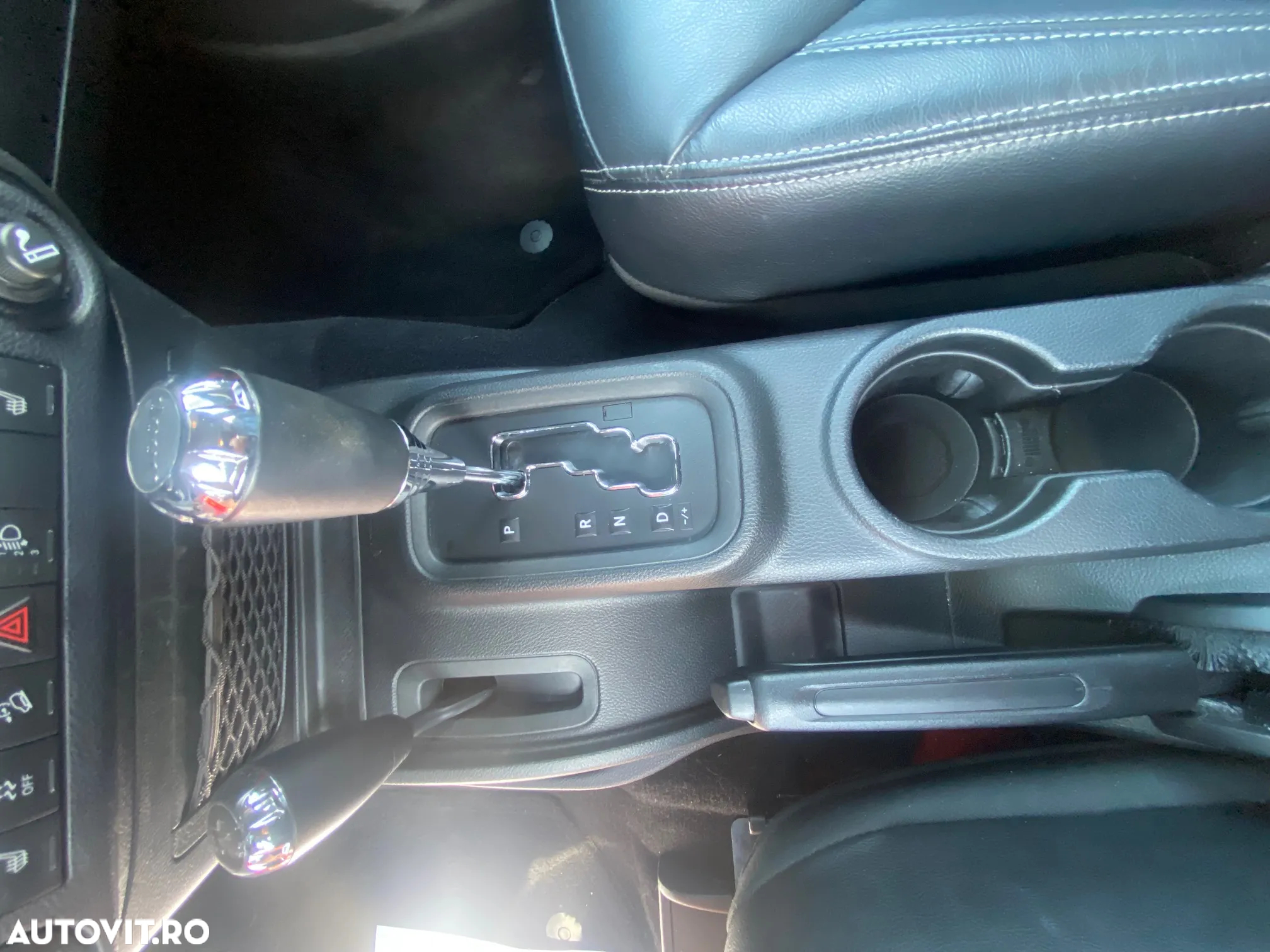 Jeep Wrangler 3.6 V6 AT Rubicon - 12