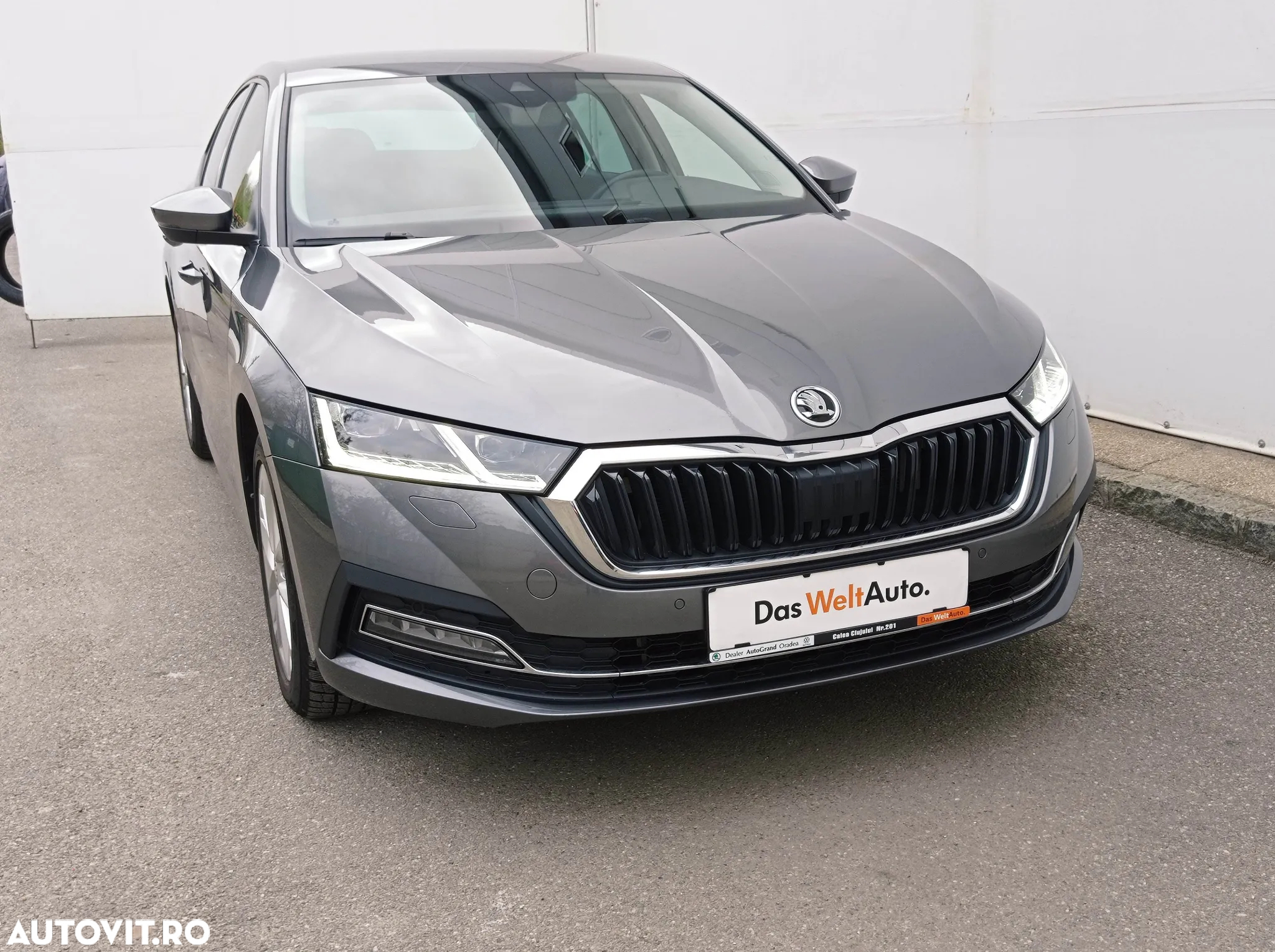 Skoda Octavia 2.0 TDI DSG Style - 2
