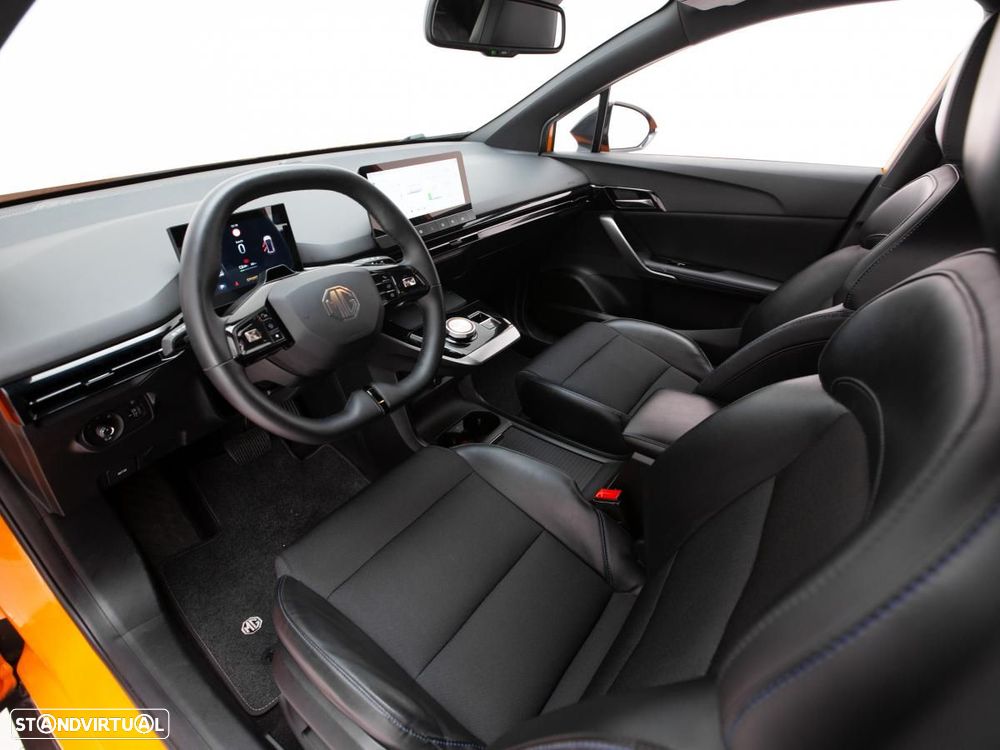 MG MG4 64 kWh Luxury - 8