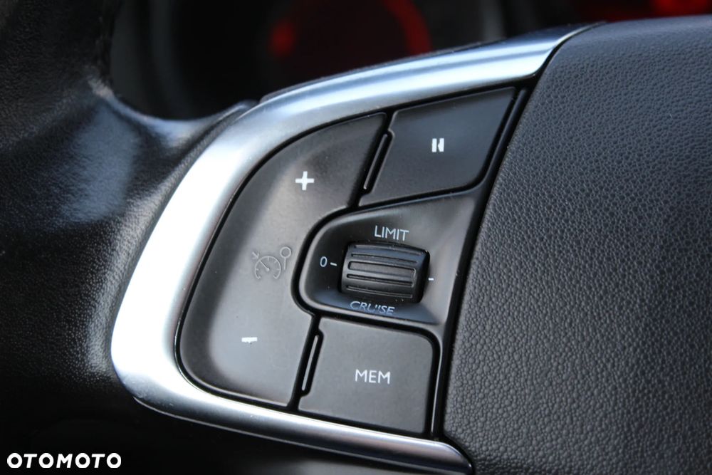 Citroën C4 BlueHDi 120 Stop&Start Selection - 32