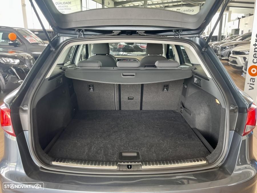 SEAT Leon ST 1.6 TDI Reference S/S - 27