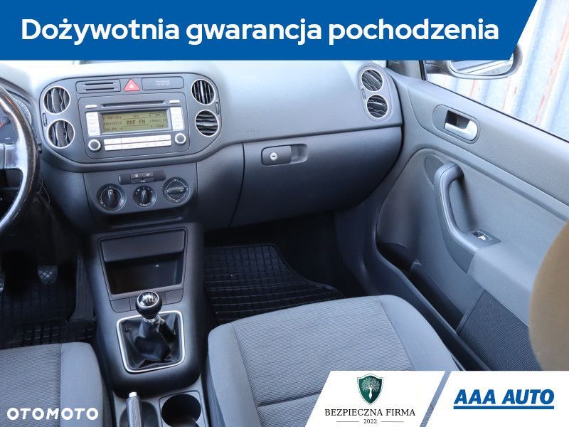 Volkswagen Golf Plus - 10