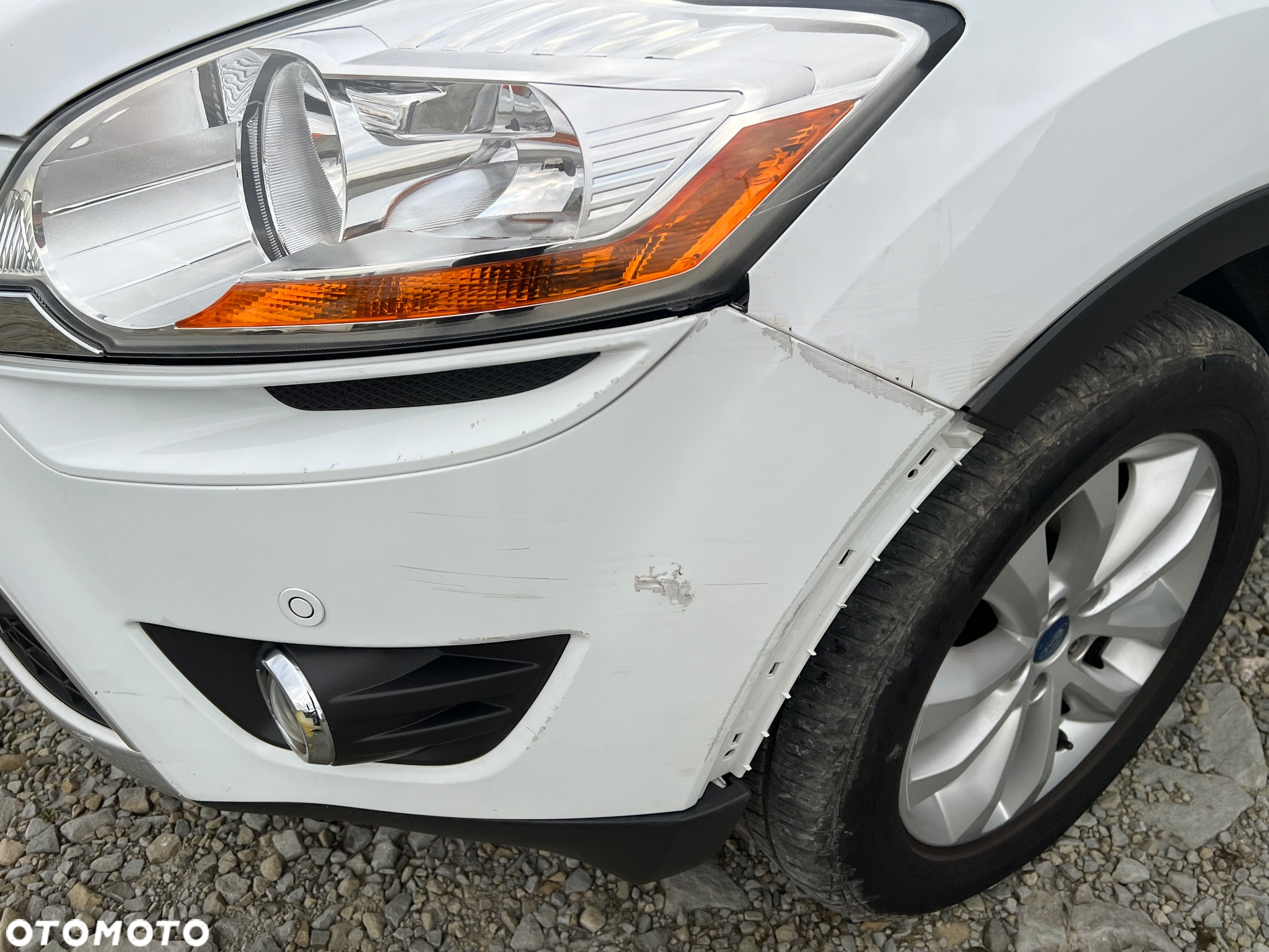 Ford Kuga 2.0 TDCi 4x4 Titanium - 9