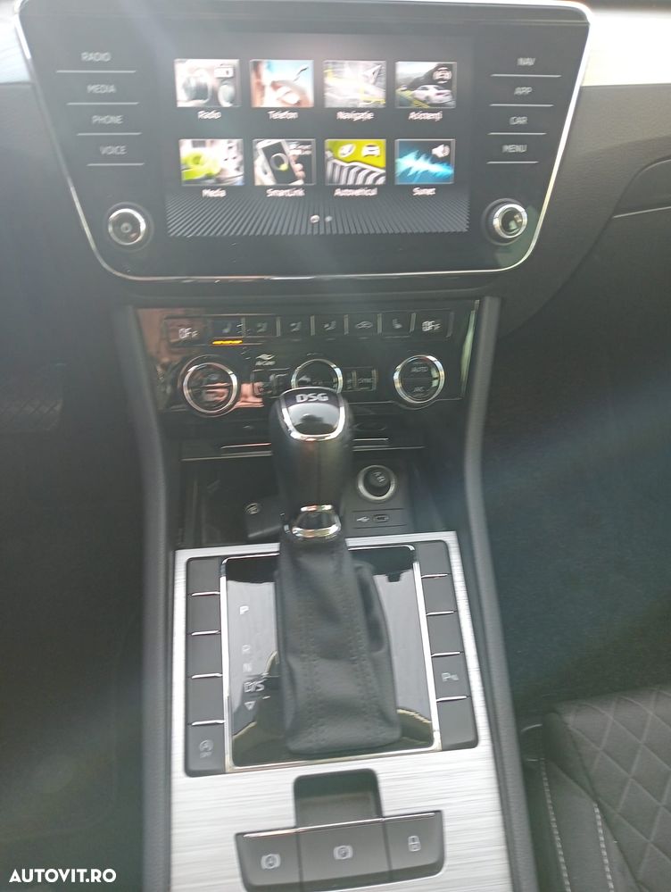 Skoda Superb 2.0 TDI DSG Active - 10