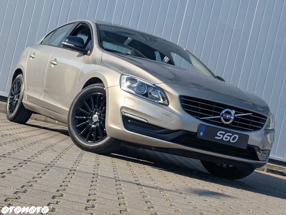Volvo S60 T4 Momentum - 4