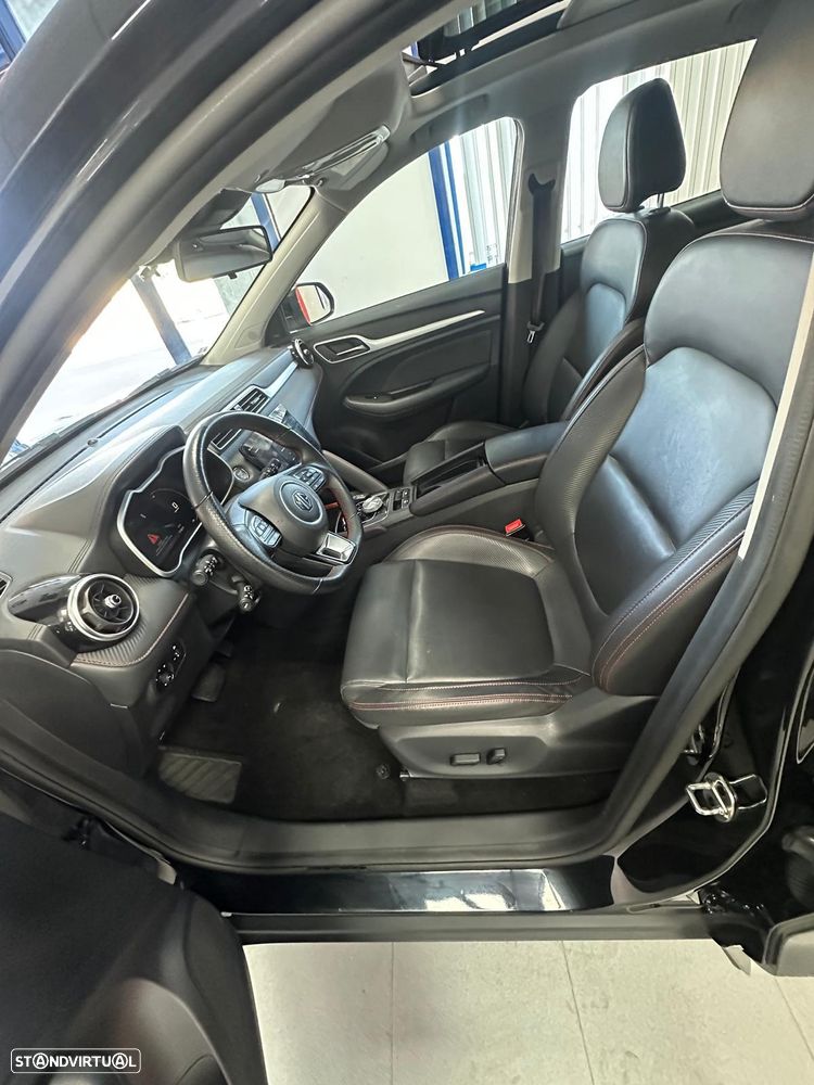 MG ZS EV 72.6 kWh Luxury - 4