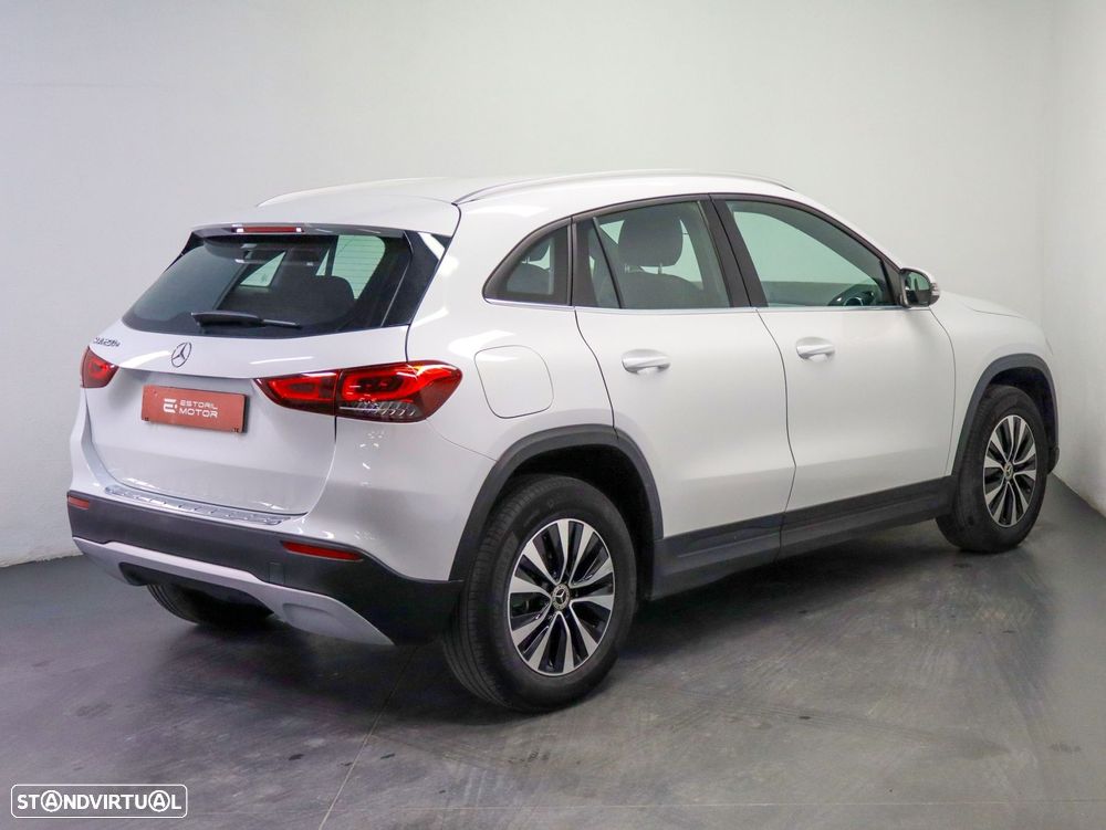 Mercedes-Benz GLA 250 e Style - 4