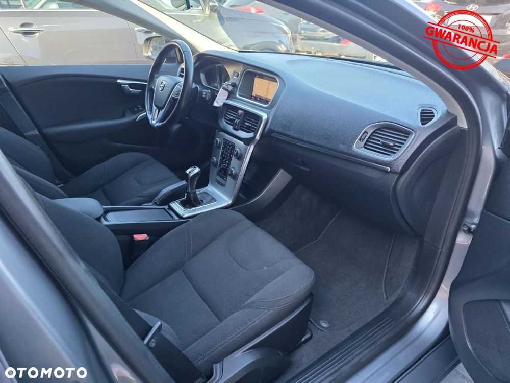 Volvo V40 - 21