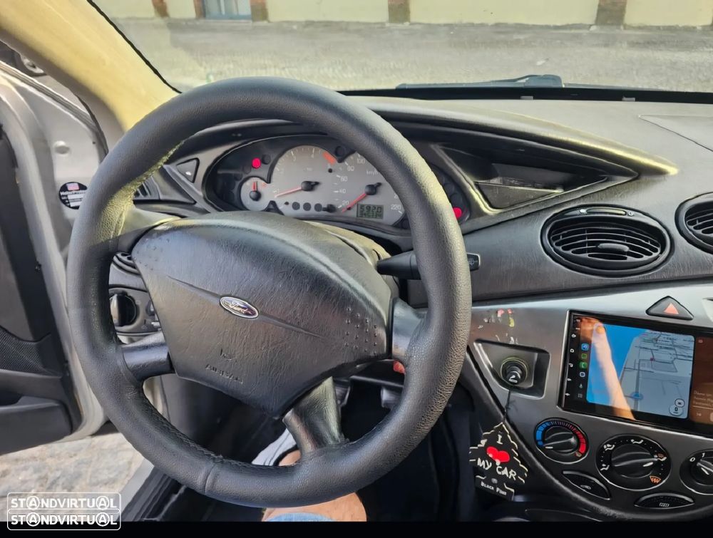 Ford Focus 1.8 TDdi Trend - 8
