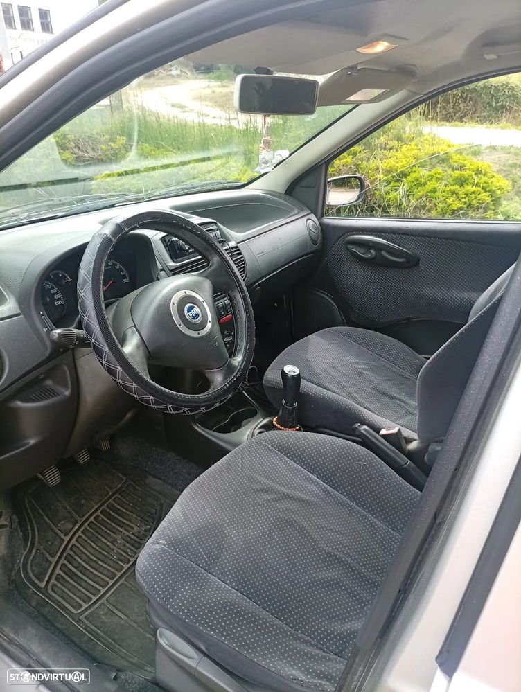Fiat Punto 70 JTD Multijet Active - 4