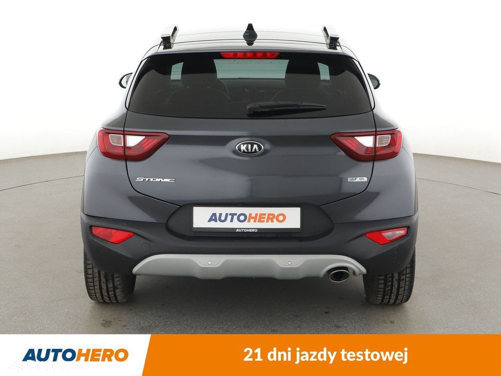 Kia Stonic - 5