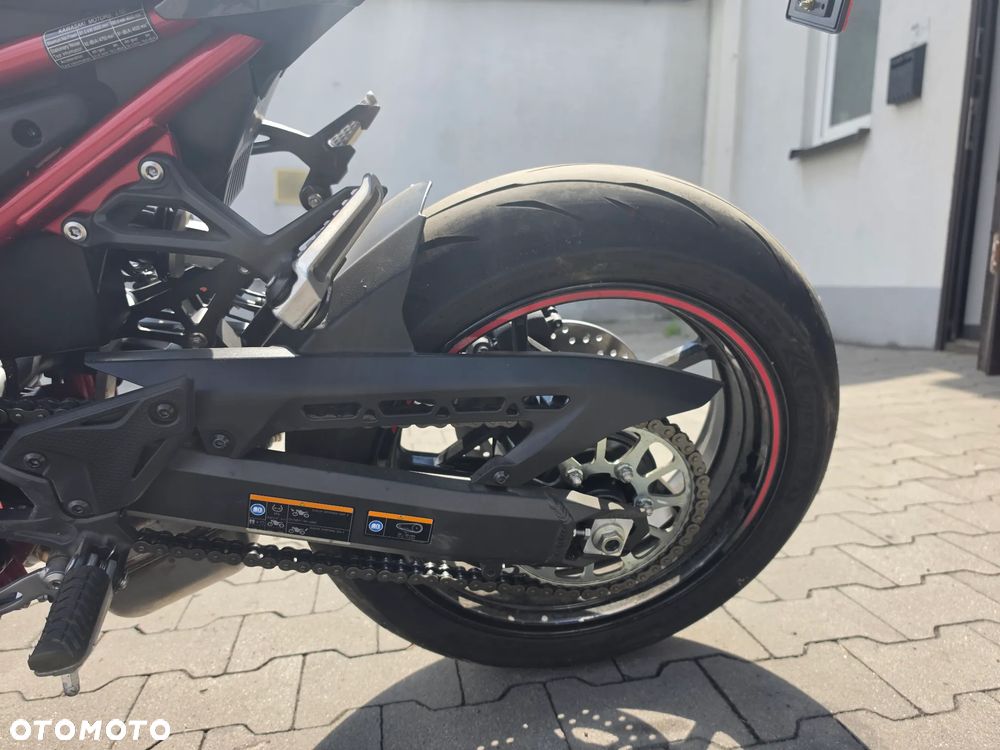 Kawasaki Z 900 - 14