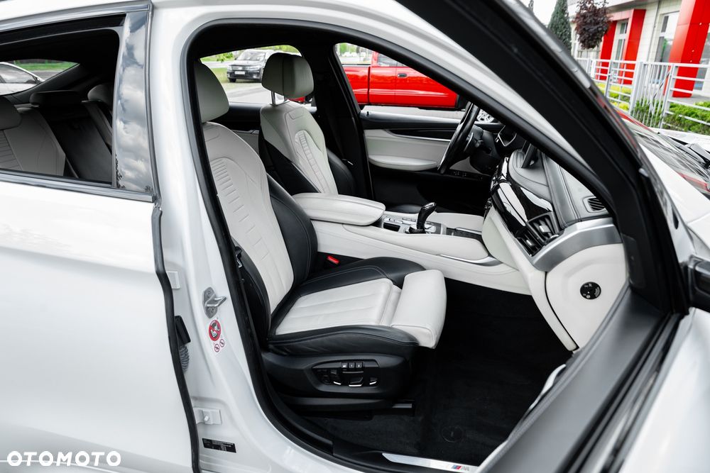 BMW X6 - 26